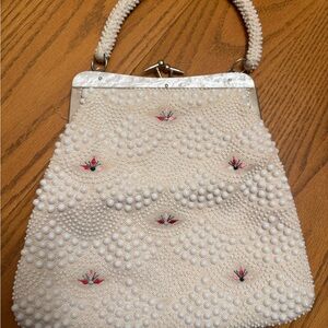 Elegant Cream Beaded Handbag 1960 pearl bag. Like new